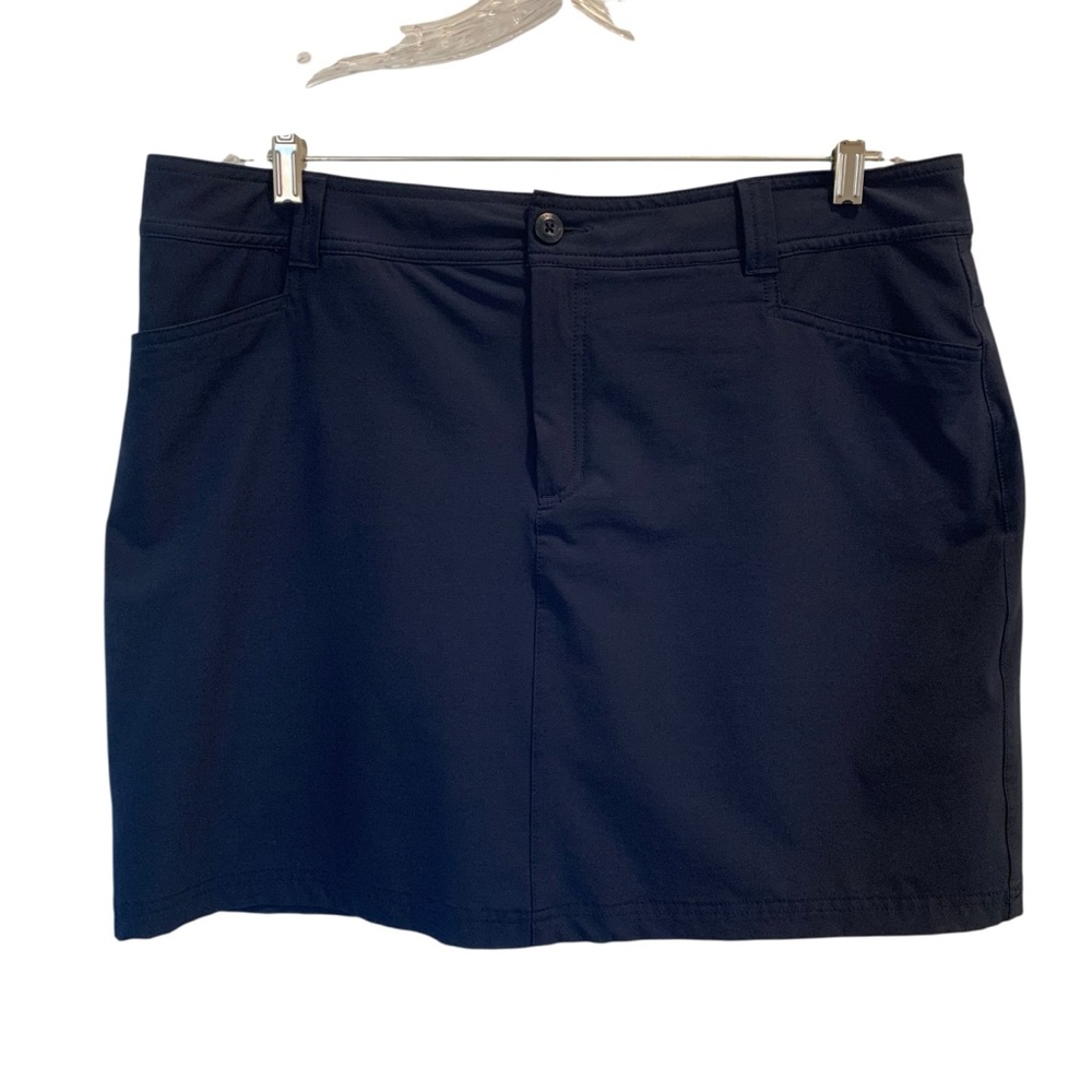 Eddie Bauer Navy Skort Size 16